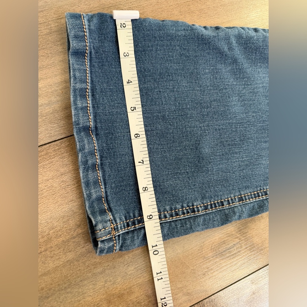 Democracy Denim Flare Jeans in Medium Blue Wash - Picture 14 of 15